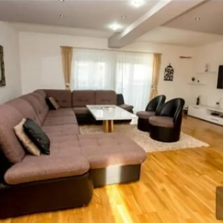 Kuca Za Odmor Kayra Hotel *